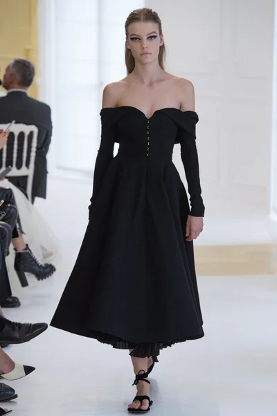 Look 4